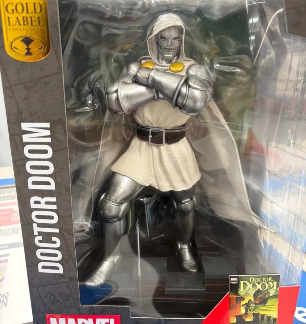 Mcfarlane Toys Doctor Doom/Gold Label Future Foundation Marvel Collection 1:6th Wv8 Action Figure ﻿18cm Model Doll Garage Kit